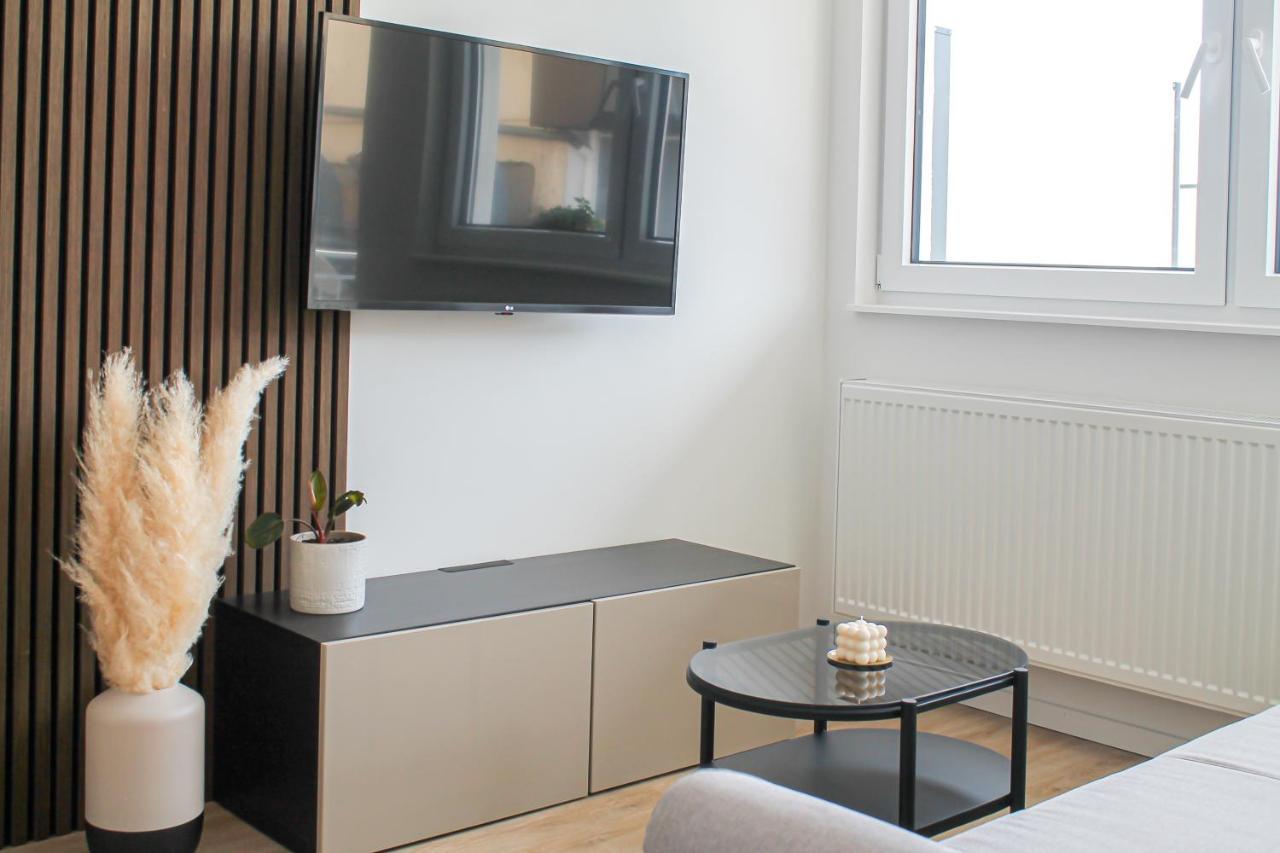 Special Apartment - Stadtnah, Balkon, Parkplatz, E-Ladestation, Gitterbox Fuer Fahrraeder, Fitnessstudio Кобленц Экстерьер фото