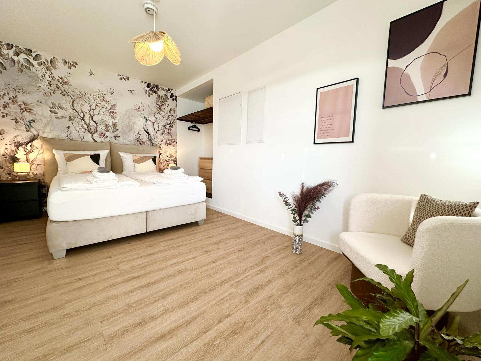 Special Apartment - Stadtnah, Balkon, Parkplatz, E-Ladestation, Gitterbox Fuer Fahrraeder, Fitnessstudio Кобленц Экстерьер фото